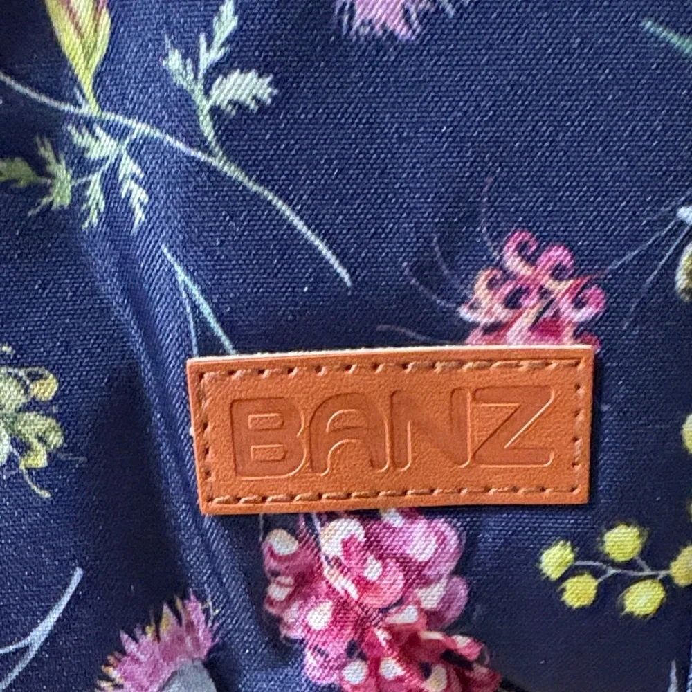 Banz Grevillea Navy Blue Floral Insulated Lunch Tote Bag New